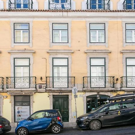 Chiado 4-Bedroom Flat Lisbon Luaran gambar