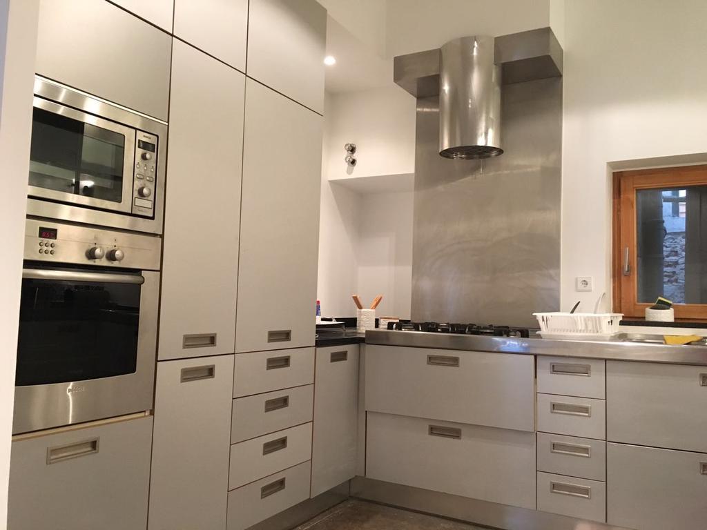 Chiado 4-Bedroom Flat Lisbon Luaran gambar