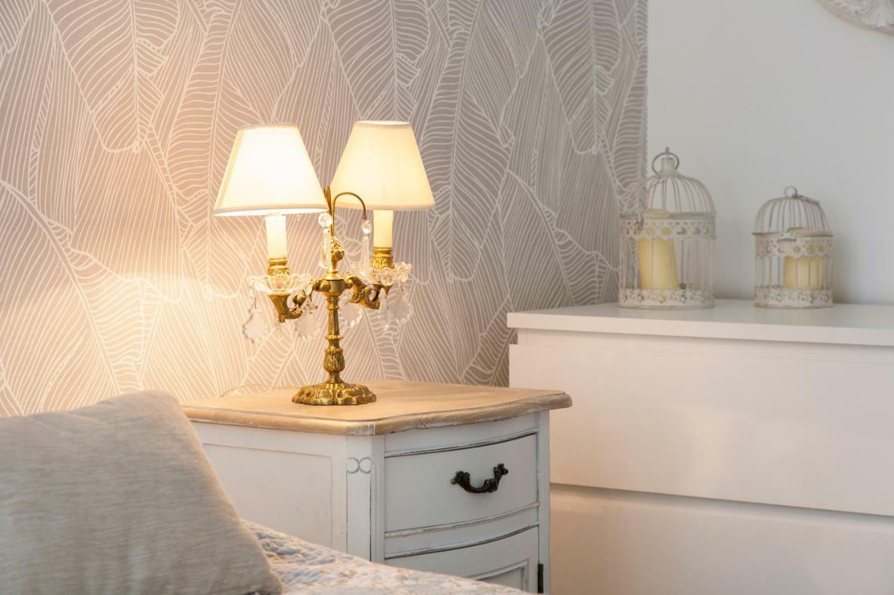 Chiado 4-Bedroom Flat Lisbon Luaran gambar
