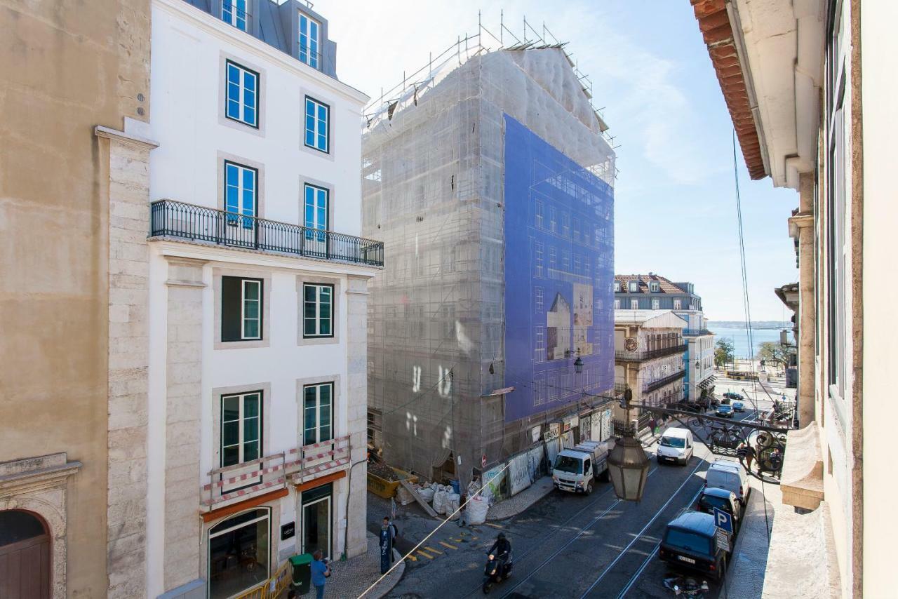 Chiado 4-Bedroom Flat Lisbon Luaran gambar