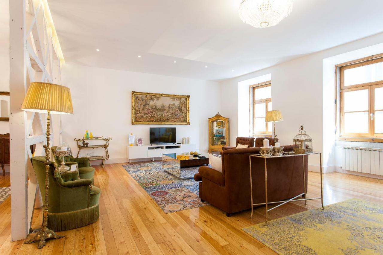 Chiado 4-Bedroom Flat Lisbon Luaran gambar