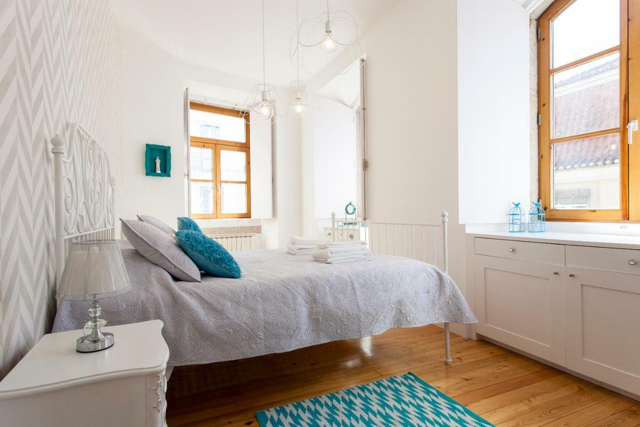 Chiado 4-Bedroom Flat Lisbon Luaran gambar